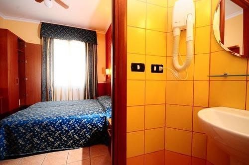 Termini Station Rooms Roma Ngoại thất bức ảnh
