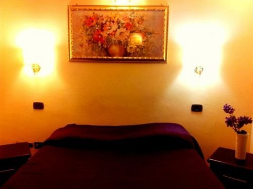 Termini Station Rooms Roma Ngoại thất bức ảnh